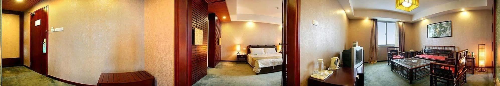 Wesun Hotel Wuhan Luaran gambar